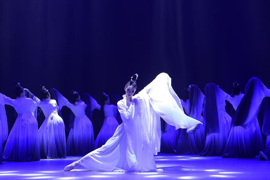 0e16156d700a451ebf208138c8823d8e.gif image.gif