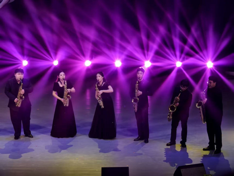 17bf23a1df6e4c07aebc120fb212d2f4.gif image.gif