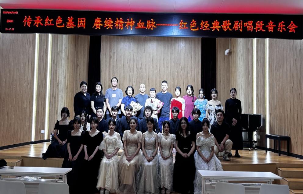 1a822d3223644136b8589a25e2a14d6e.jpeg image.jpeg