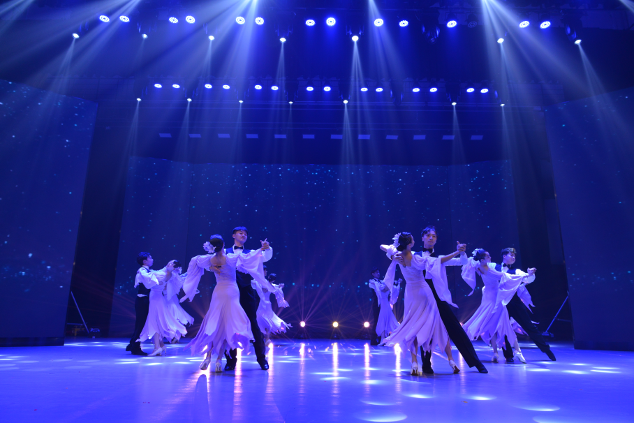 2eae4a2d7f55414588c67a1b5d253dd6.gif image.gif