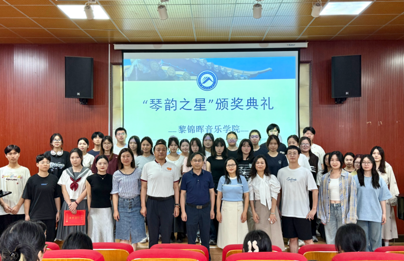 7825ee8617444af686b79386d219ff1b.gif image.gif