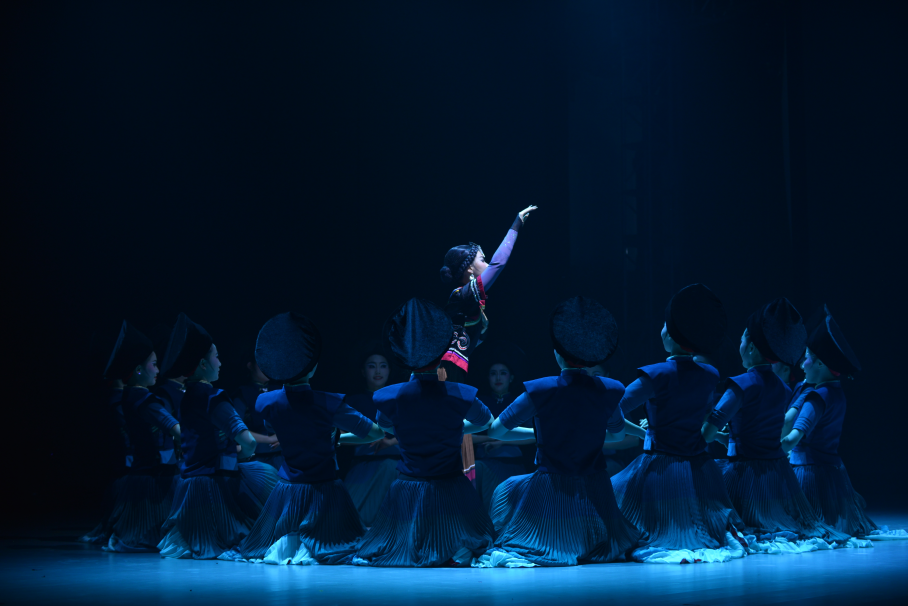 8876c0c4810640c0bf5eae1b54364a41.gif image.gif